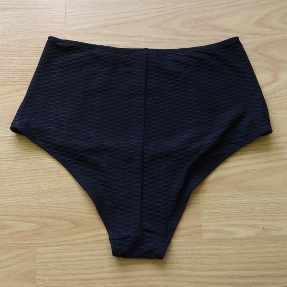 H&M Black Jacquard Top and Bottom Bikini Set | 34B and Size 8 - Picture 11 of 13